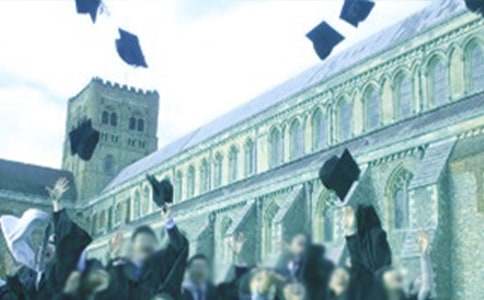 六年級(jí)畢業(yè)生代表講話(huà)稿