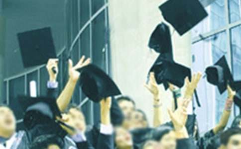 ����Ψ�����I(y��)ף���Z��ȫ80��