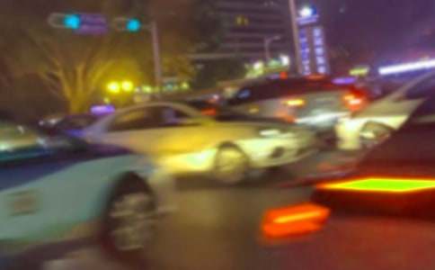 ����܇�v��ȫ�z�麆��