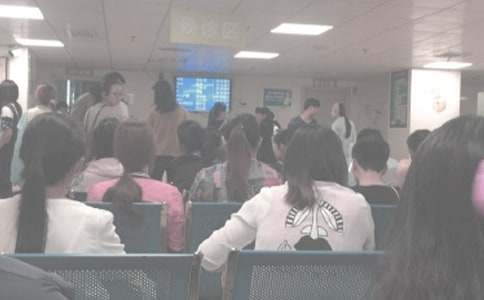 婦產(chǎn)科副主任醫(yī)師個人述職報告