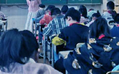 ͬ�n����(g��u)���л��(d��ng)��(ji��n)��(b��o)15ƪ[���A]