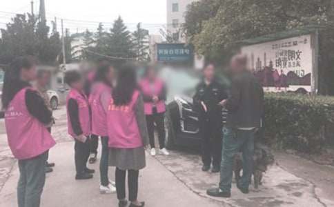 社區(qū)居委會(huì)委員個(gè)人述職報(bào)告