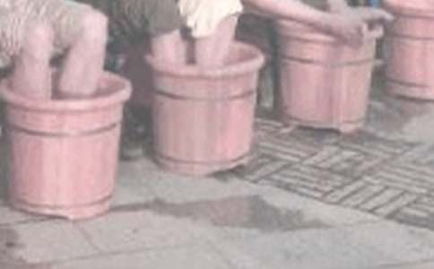 �B(y��ng)���aƷ�V���Z[��]