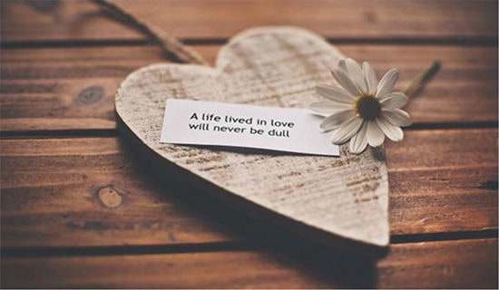 關(guān)于愛情唯美祝福語匯總90句精選